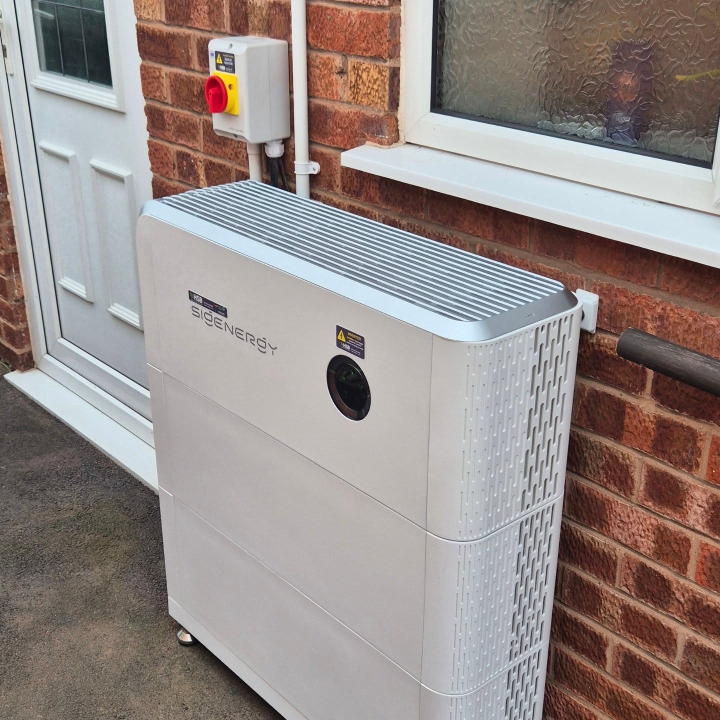 Sigenergy battery storage unit installed outside a Shrewsbury home